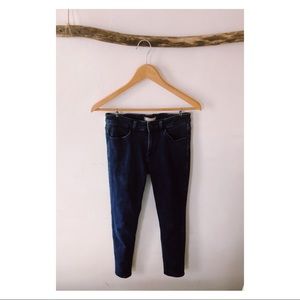Skinny Capri Jeans